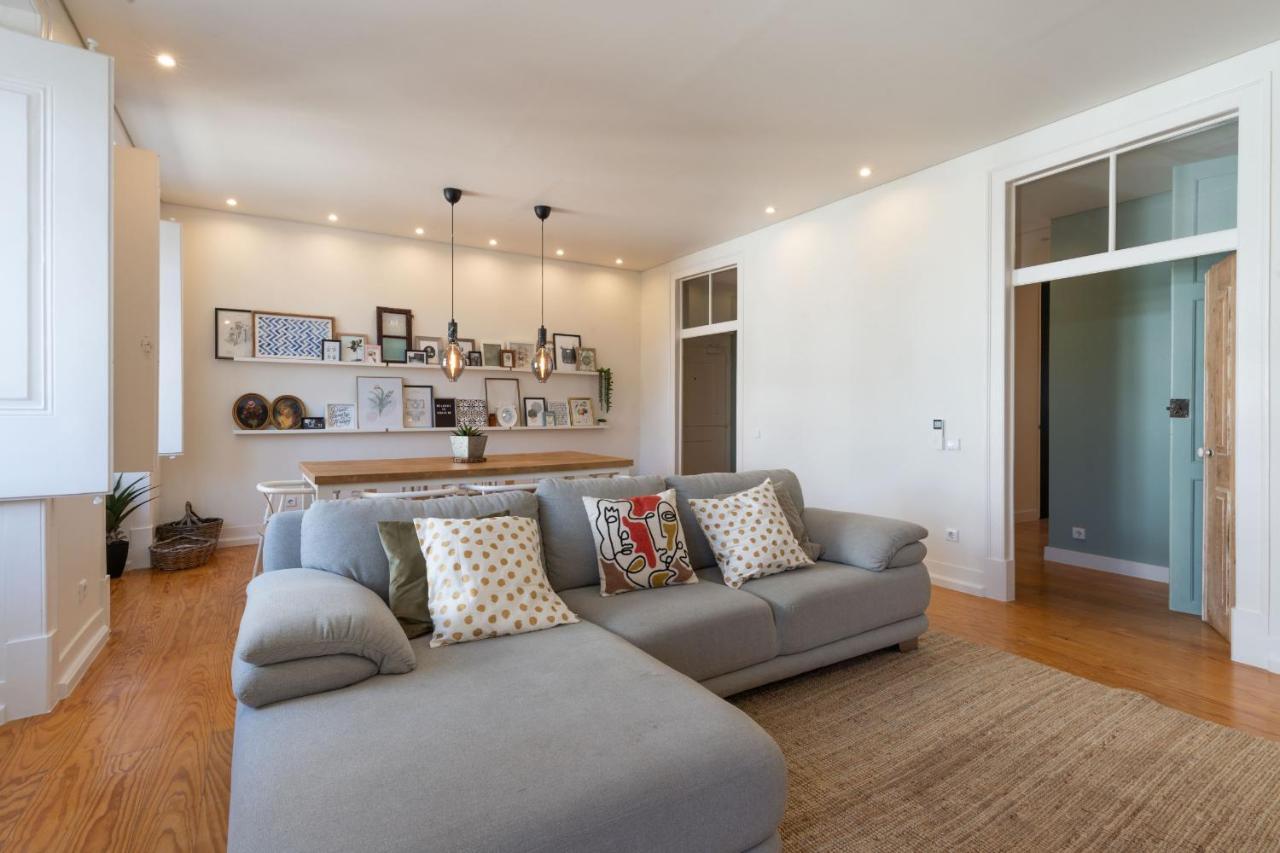 Apartment Charming Graca, 354 Lissabon
